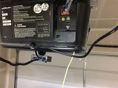 On the other end of the wire strand, separate the wires and strip another 7/16 inch of insulation from each end. . Liftmaster 41d7675 wiring diagram
